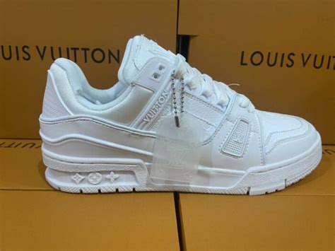 baskets blanches louis vuitton|louis vuitton trainer sneakers.